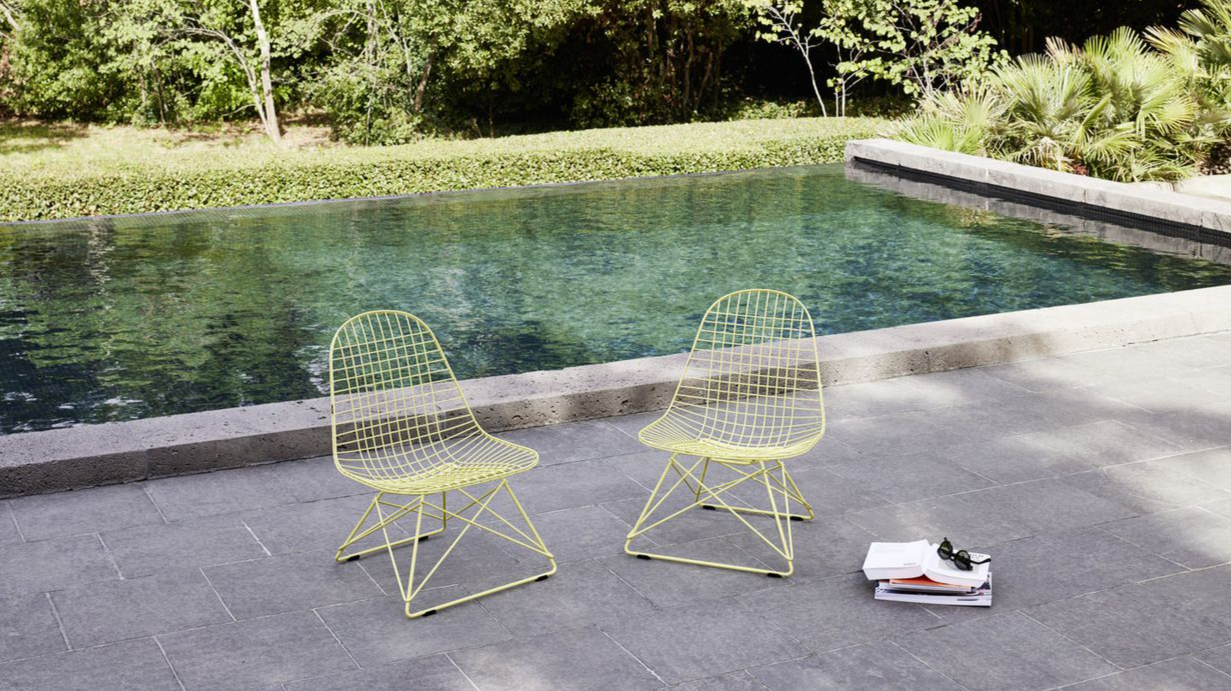 Wire Chair LKR and cushion (2 pices) - VITRA
