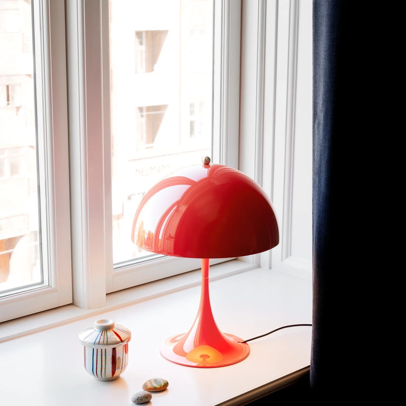 Panthella 250 Portable Table Lamp - LOUIS POULSEN