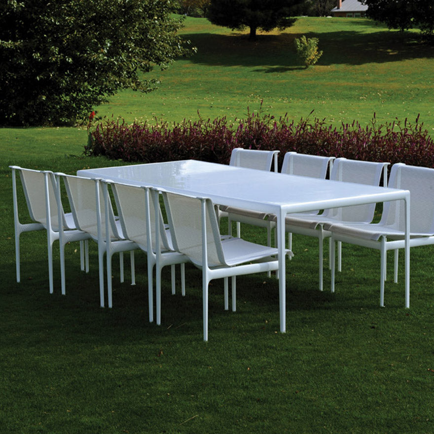 Richard Schultz 1966 Tables outdoor - KNOLL