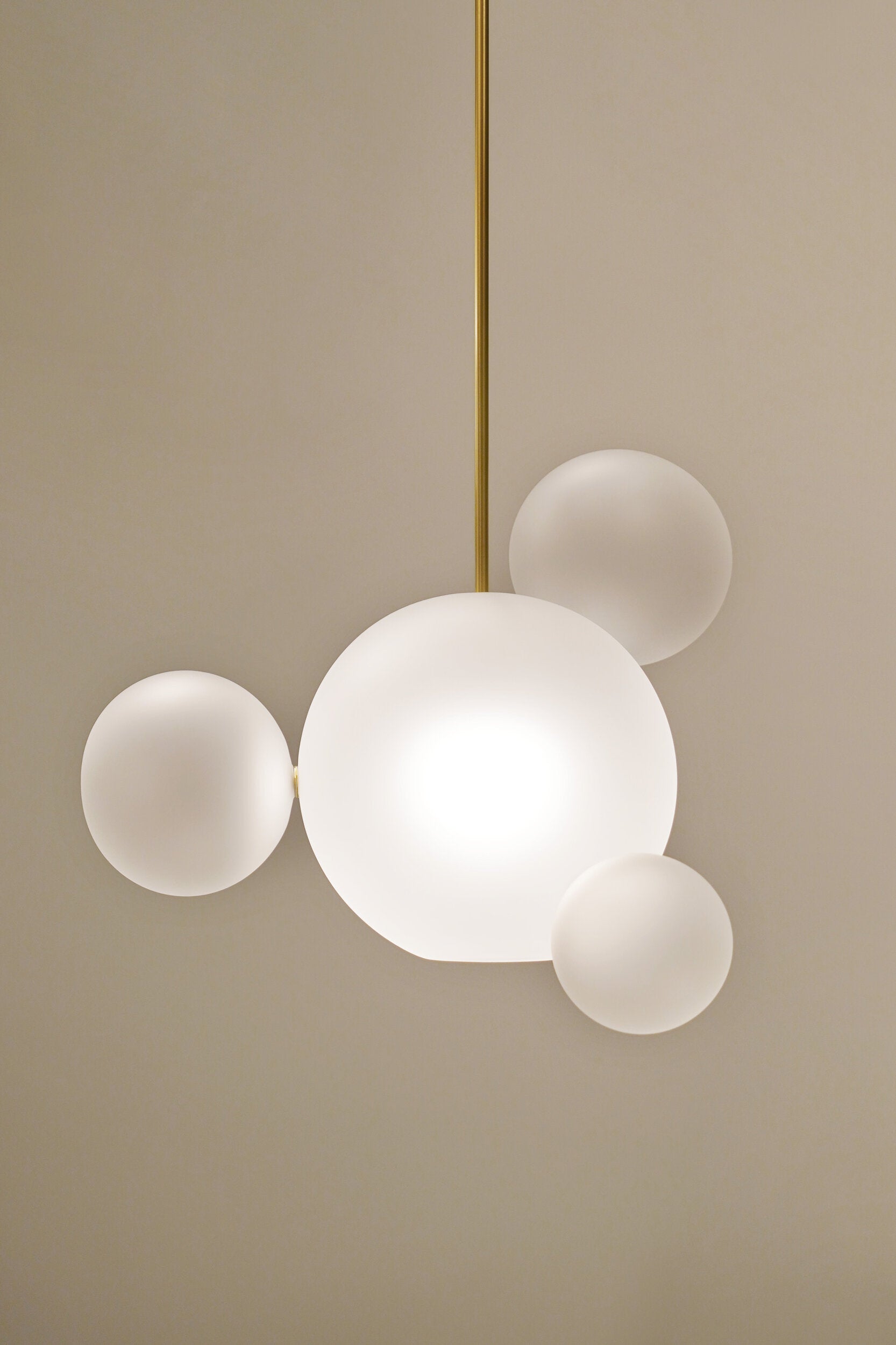 Bolle Frosted Pendant 04 / 06 - GIOPATO & COOMBES