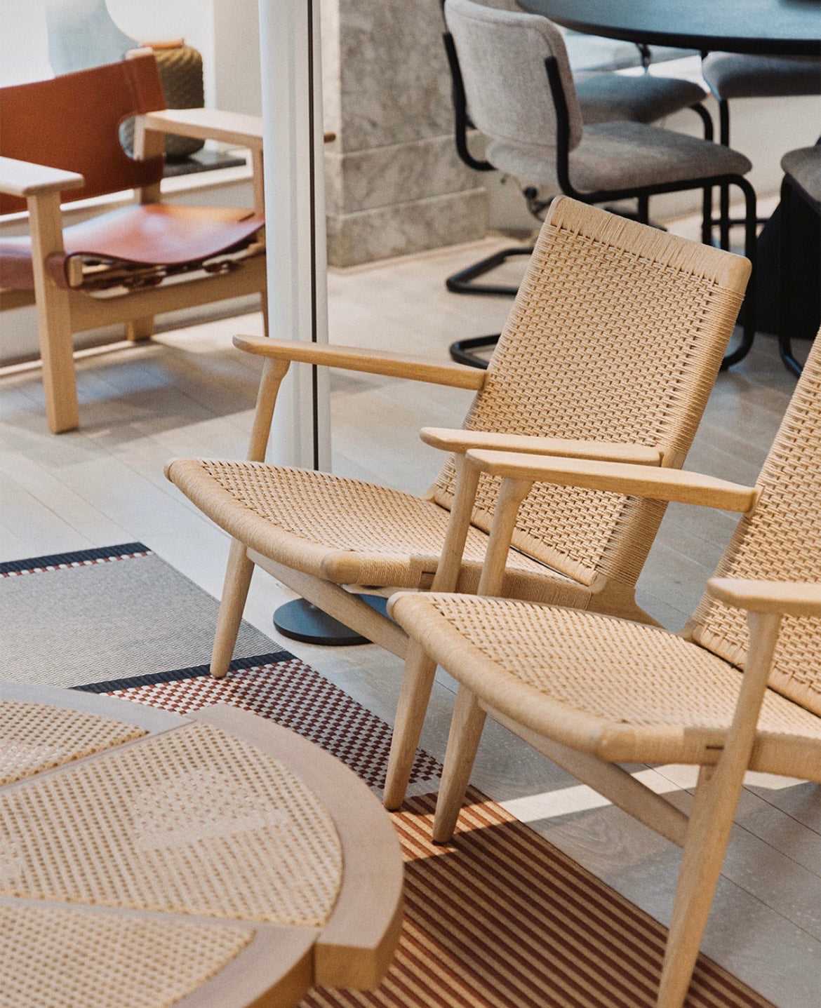 CH25 Oak Soap - CARL HANSEN