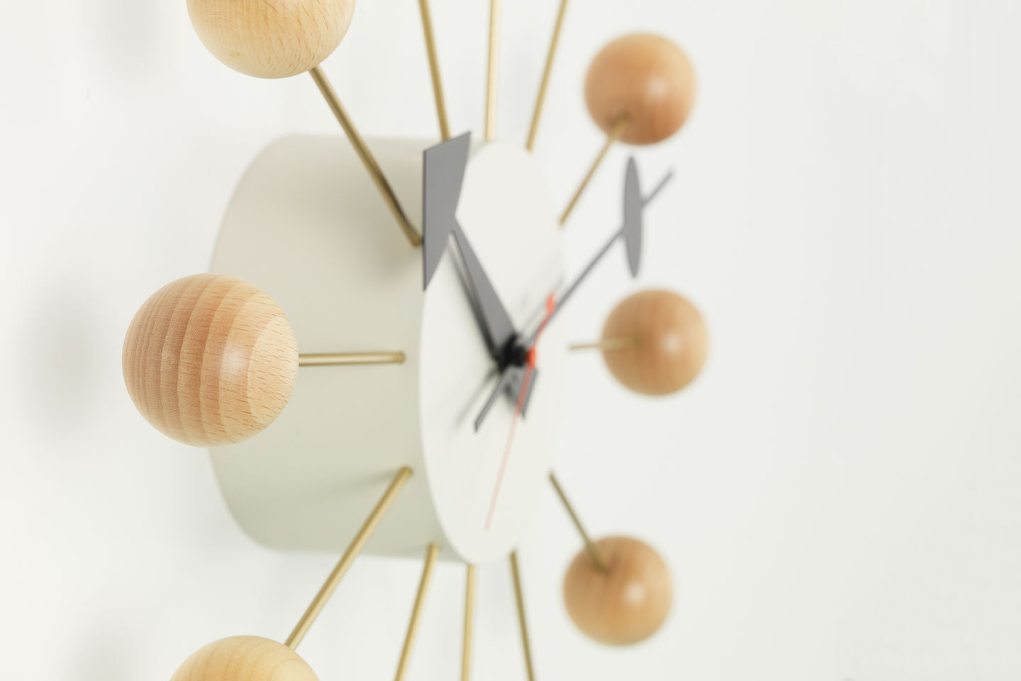 Ball Clock - VITRA