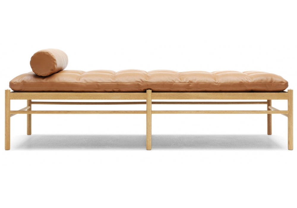 OW150 Daybed and Cushion - CARL HANSEN